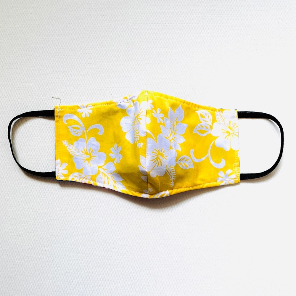 NEW Handmade Hawaiian Hibiscus Print Face Mask in Yellow